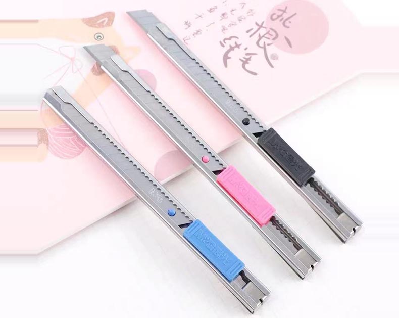 9mm自動(dòng)鎖美工刀